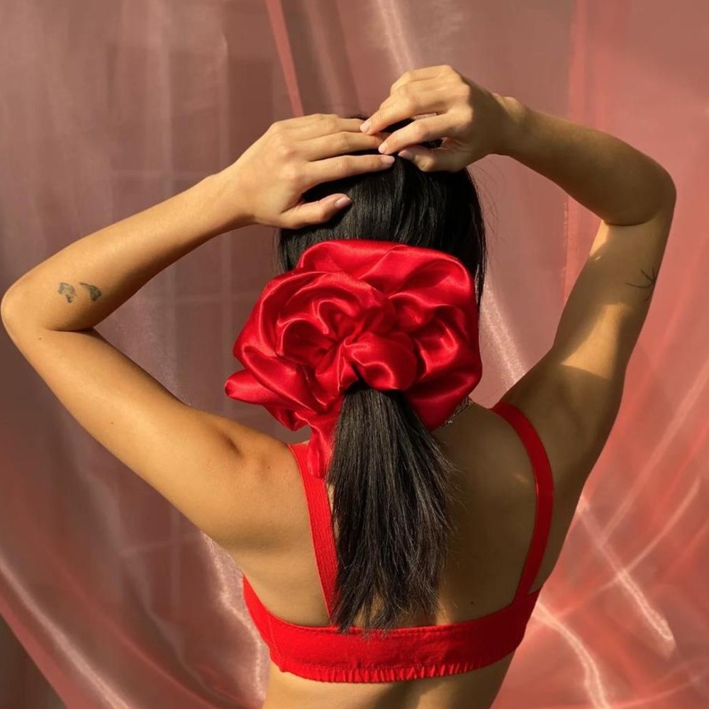 Giant silky Red Scrunchie - Roomshopvintage